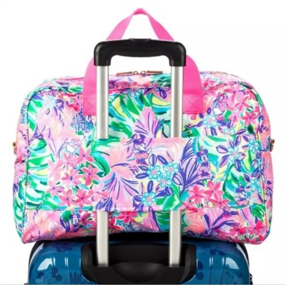 Lilly Pulitzer x Disney Weekender Duffel Bag Lilly Loves Disney - Picture 4 of 10
